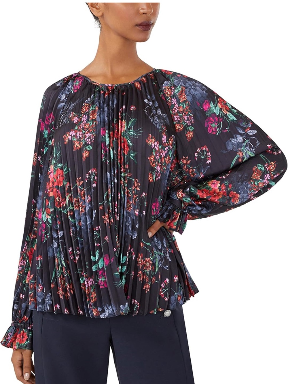 BCBGMaxAzria Pleated Crew Neck Oversize Long Sleeve Blouse in Black Floral XS
